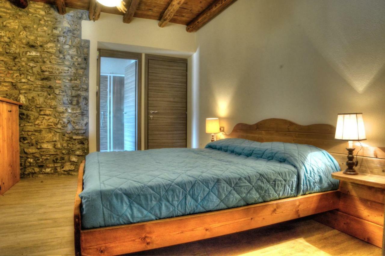 Villa Cascina Del Sole Asso Exterior foto